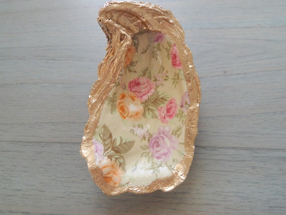 READY TO SHIP Decorative oyster shell ring dish, decoupage shell decor, chinoiserie roses