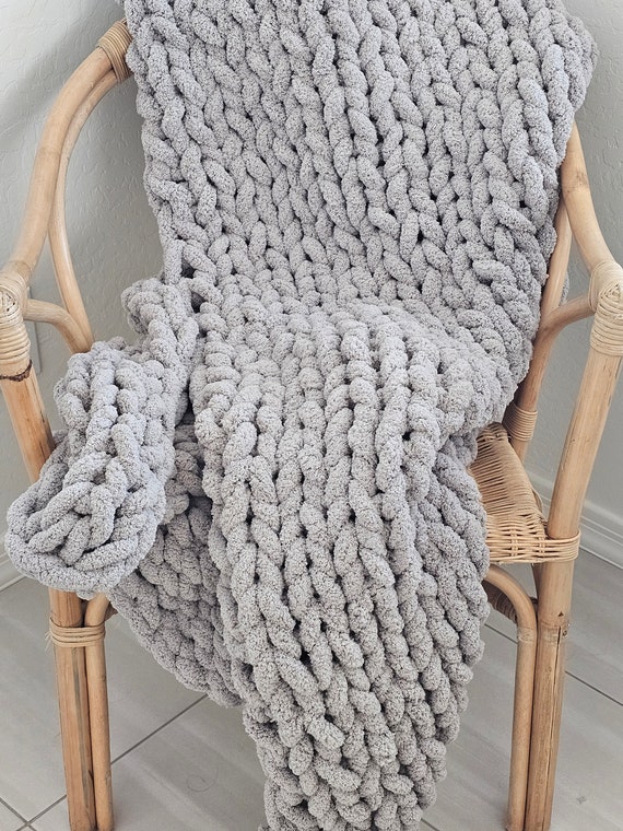 Chunky handwoven blanket, gray blanket, chunky yarn throw