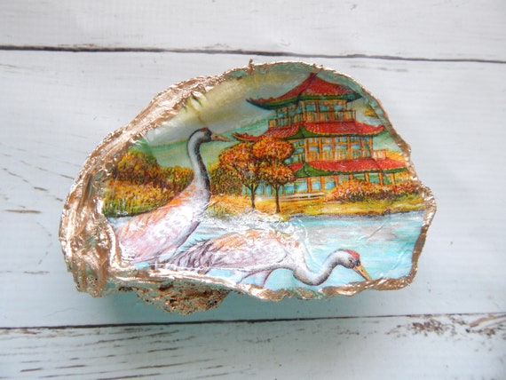 READY TO SHIP Decorative oyster shell ring dish, decoupage shell decor, crane with pagoda oyster shell, asian inspired