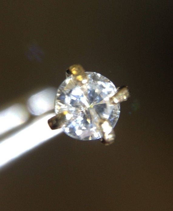 .09CT 3mm Round Cut Natural Diamond 14K Yellow Gold Nose Ring Stud Sparkly