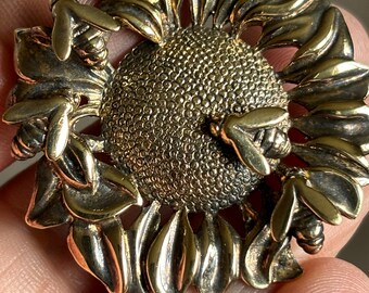 Vintage silver gilt sunflower bee brooch hallmarks