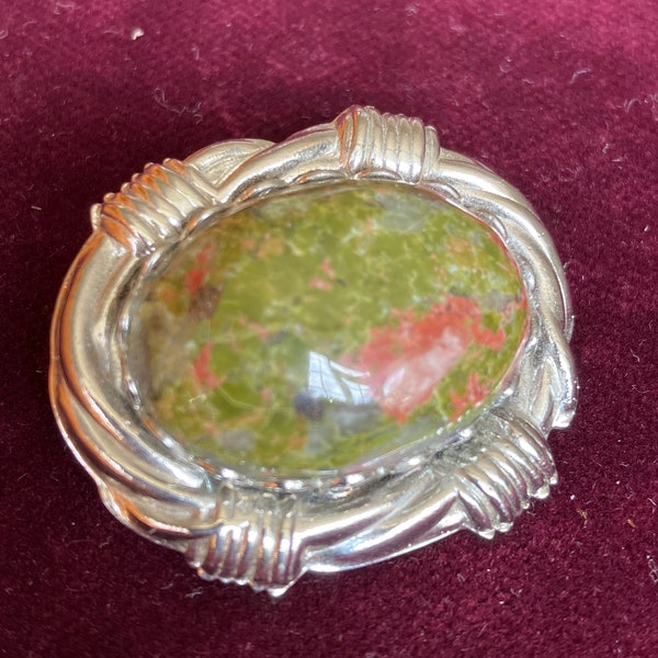 Vintage Scottish agate stone brooch