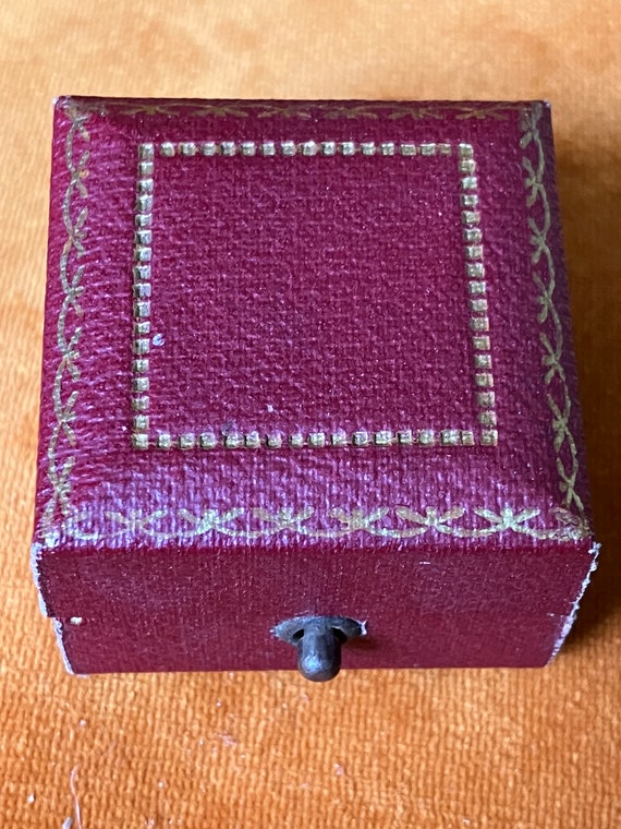 Red tooled leather antique ring box Gem
