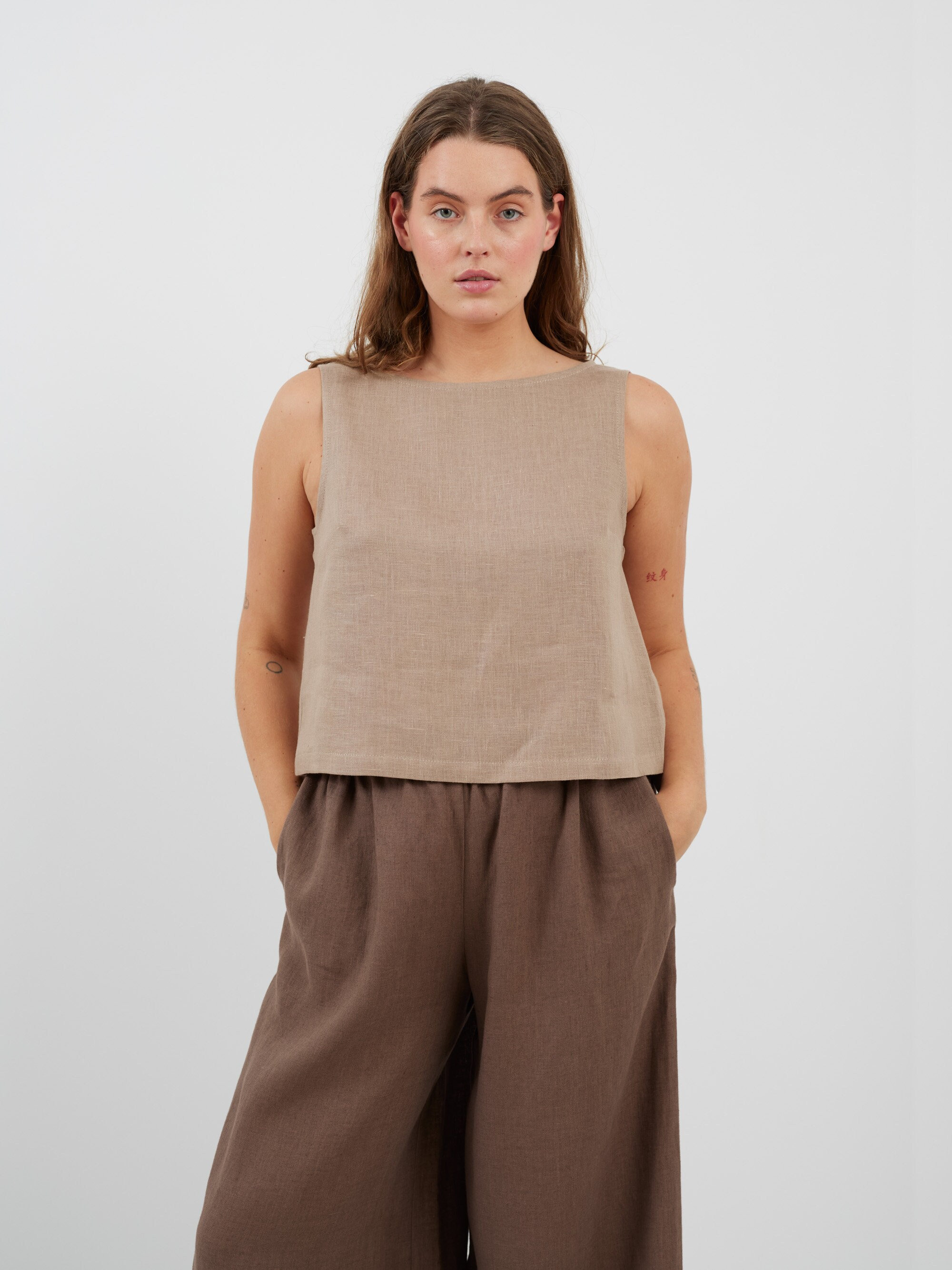 SP（エシュペー） LINEN /HUE BLOUSE NO SLEEVE 1/60 LINEN / HUE BLOUSE NO SLEEVE col.White - Sleepy PEOPLE