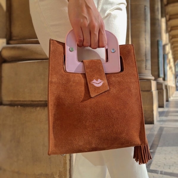 Sac à main daim camel, anse rose poudré, bohème, femme, sac rigide cuir, sac bandoulière, anneau doré, made in france, créateur, cuir camel