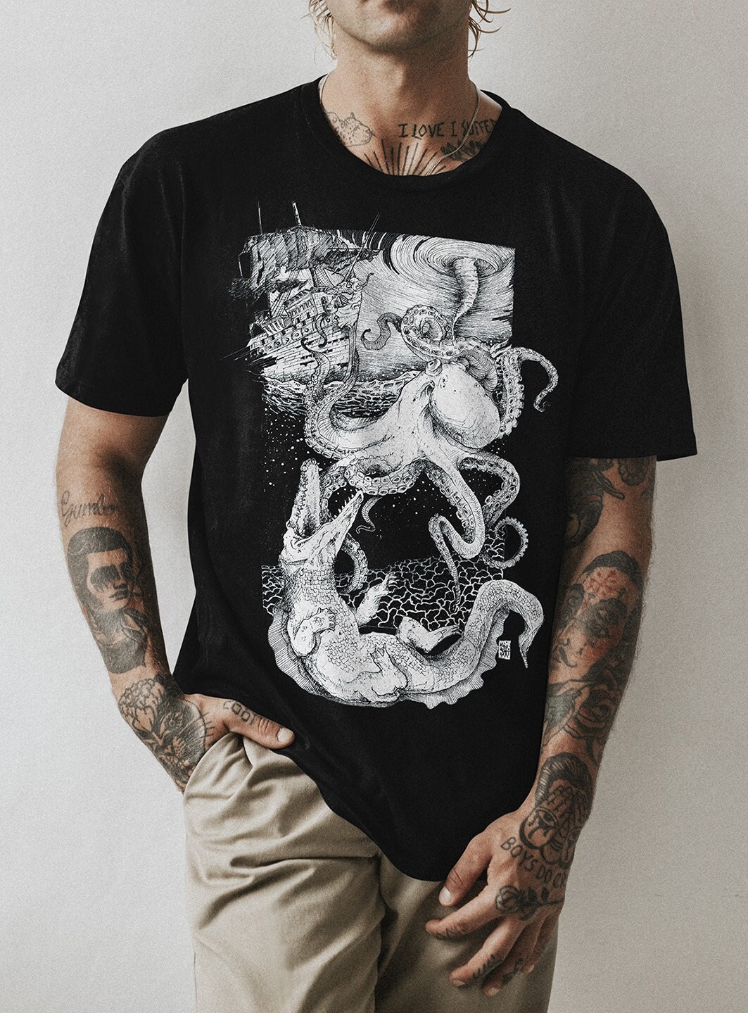 T Shirt Kraken Tattoo Screen Printing Black White Minimaki Etsy