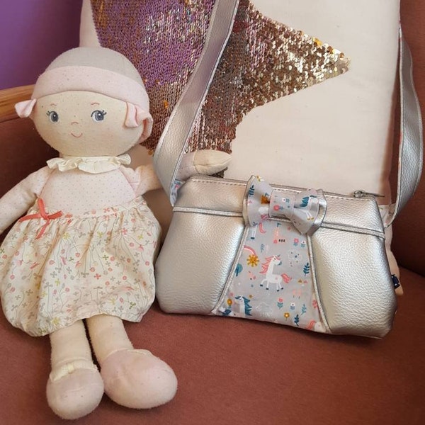 Sac enfant bandoulière, simili cuir et licorne, noeuds