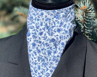 SALE!!!Foxhunting/Dressage Stock Tie Blue Flowers