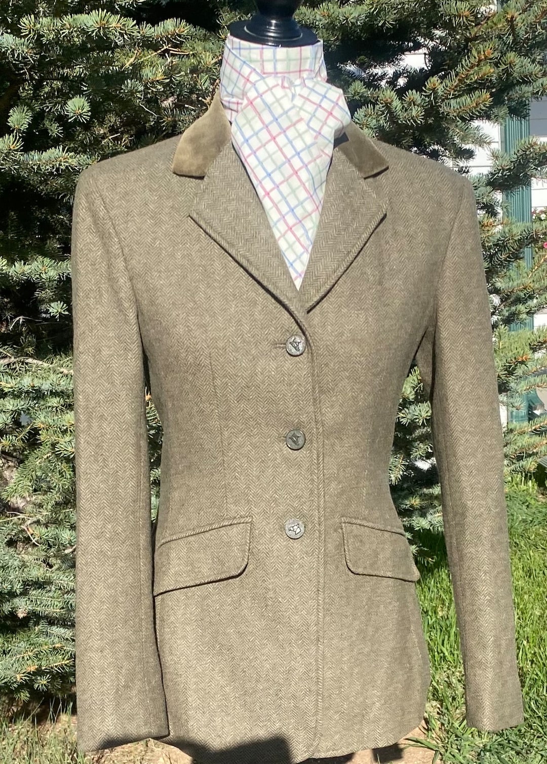 Tenue de kilt en tweed vert tartan de l'île de Skye