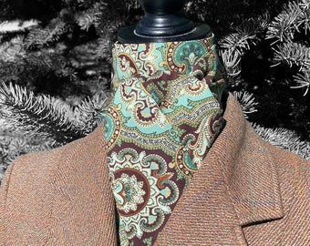 Equestrian Stock Tie Paisley Green