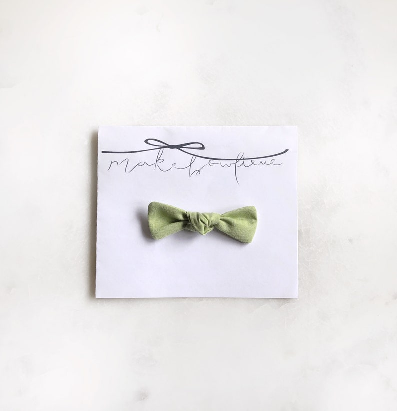 bright green knot bow Apple Green Mini Knot Bow mini knot pig tail clips pastel green bow knotted bow headband summer bow headband