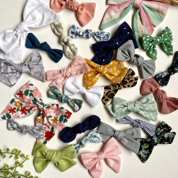 Bow Grab Bag! Set of 8 baby bows, Mystery grab bag, Clearance baby bows, Grab bag sale bows, Baby bow sale, Newborn sale bows, Toddler bows