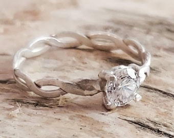 Elvish fantasy silver ring, dainty fairy tale, Nordic, Scandinavian, Swedish, 925 silver and a high quality cubic zirconia