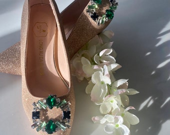 Clips de chaussures Hatti vert et cristal boucle