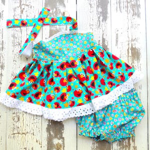 Elmo Having Fun Ruffle Set