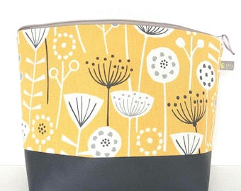 XXL toiletry bag with 4 inner pockets//XXL women's toiletry bag large// women's toiletry bag large//large toiletry bag//Gift for her