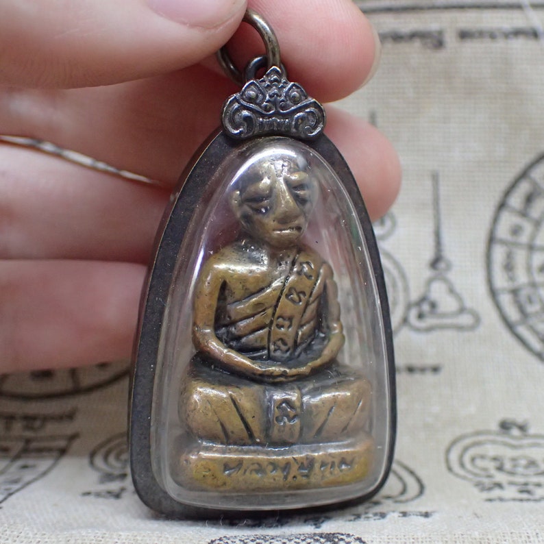 Lucky Jewelry Wood Carving Buckle Buddha Pendant  Keychain Car Bag Keyring JB