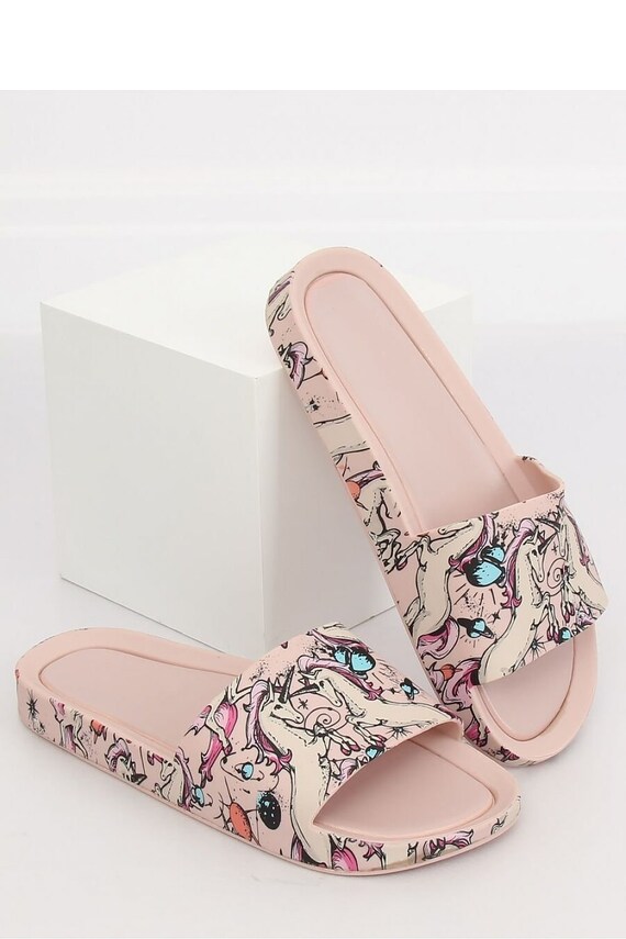 peep toe sliders