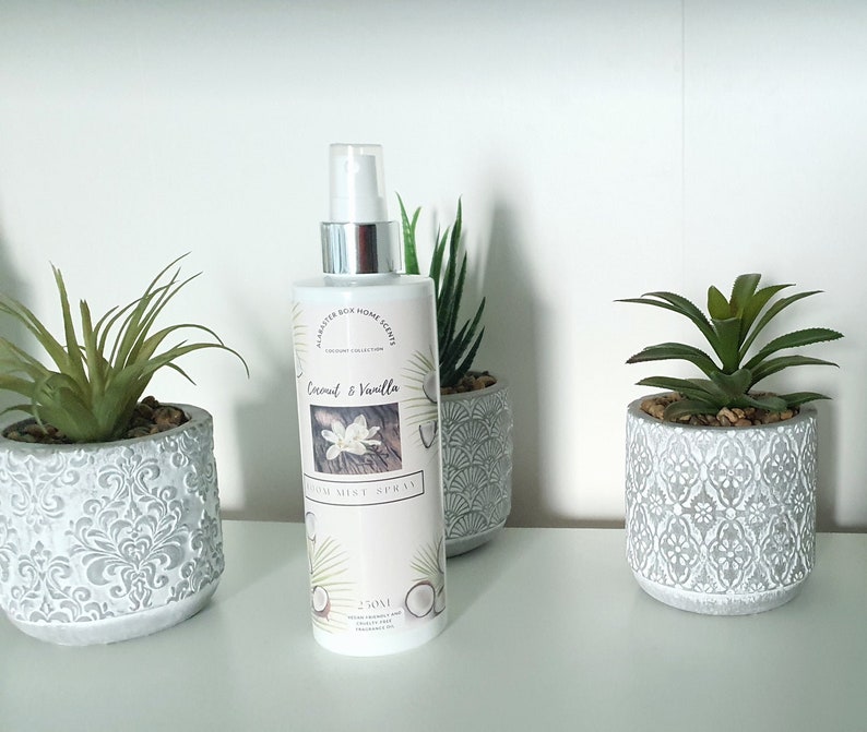 A Set of 2 Cocount Scented Room Mist Spray Fragrance, Cocount Air