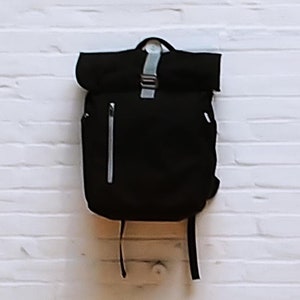 Grand cadeau de sac à dos d'ordinateur portable 15,6 pour les hommes et les femmes d'université, sac à dos de banlieusard antivol voyageant