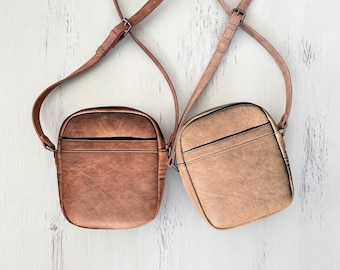 Small Crossbody Bag For Women: Vegan Leather Minimalist Purse