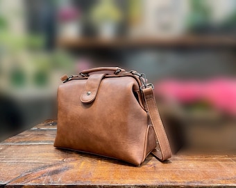 Vegan Top Handle Handbag Women's: Quality Vegan Leather Y2K Crossbody