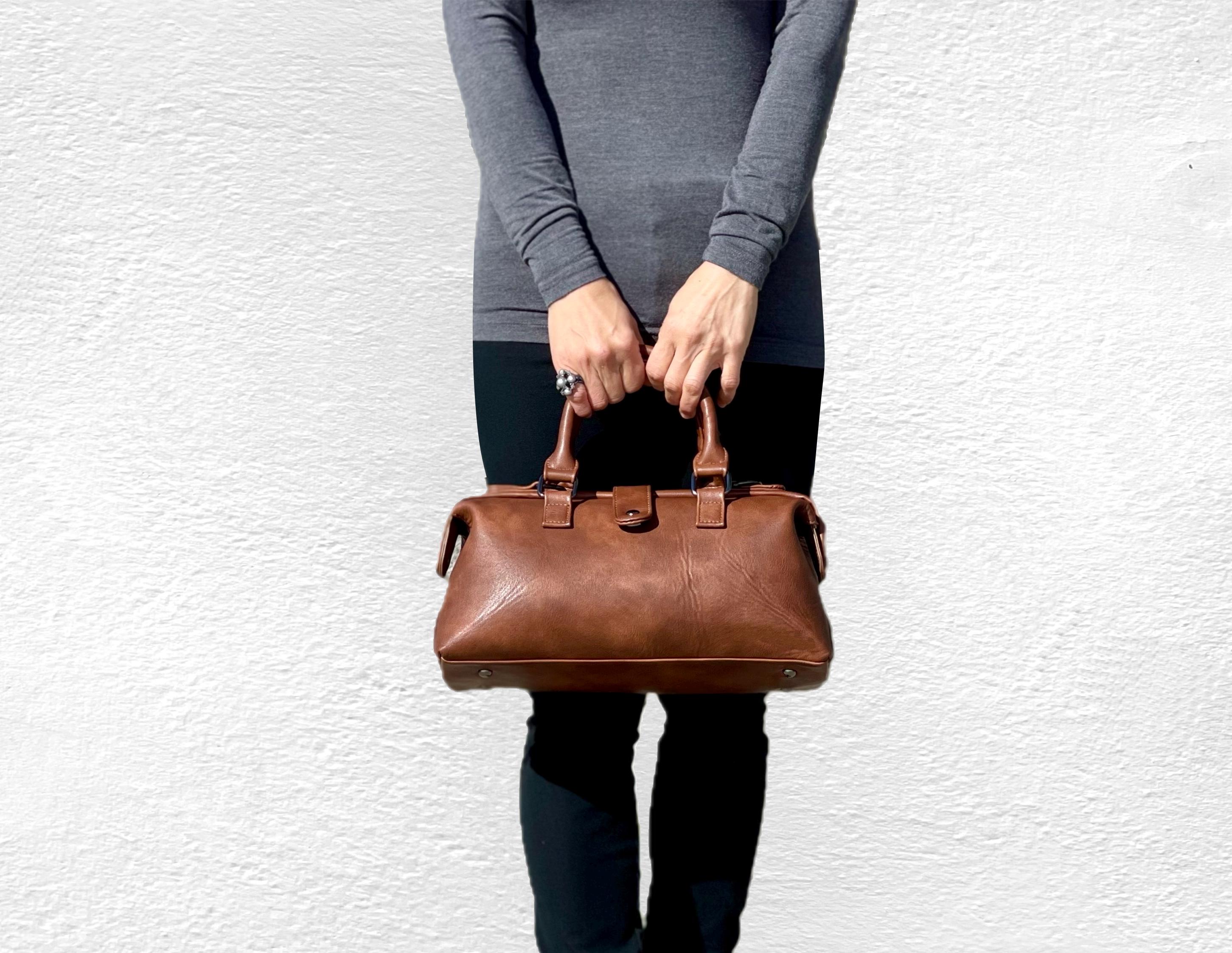 Vegan Leather Boston Bag: Top Handle Purse Crossbody  display picture 1