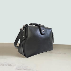 Sac à main noir docteur pour femme, petit sac à main en cuir végétalien, cadeau sac à main classique, style vintage des années 90 Y2K