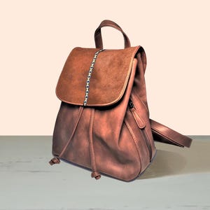 Mini sac à main végétalien, cadeau de qualité, joli sac à main convertible pour femme, sac marron en cuir végétalien antivol de voyage