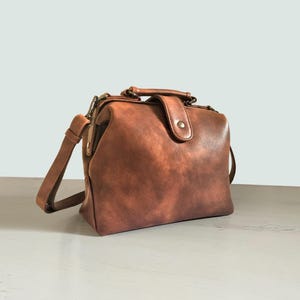 Sac à bandoulière sac à main docteur, sac à main en cuir végétalien, style vintage classique des années 90 Y2K, sac à main minimaliste unique pour femme, cadeaux végétaliens pour elle