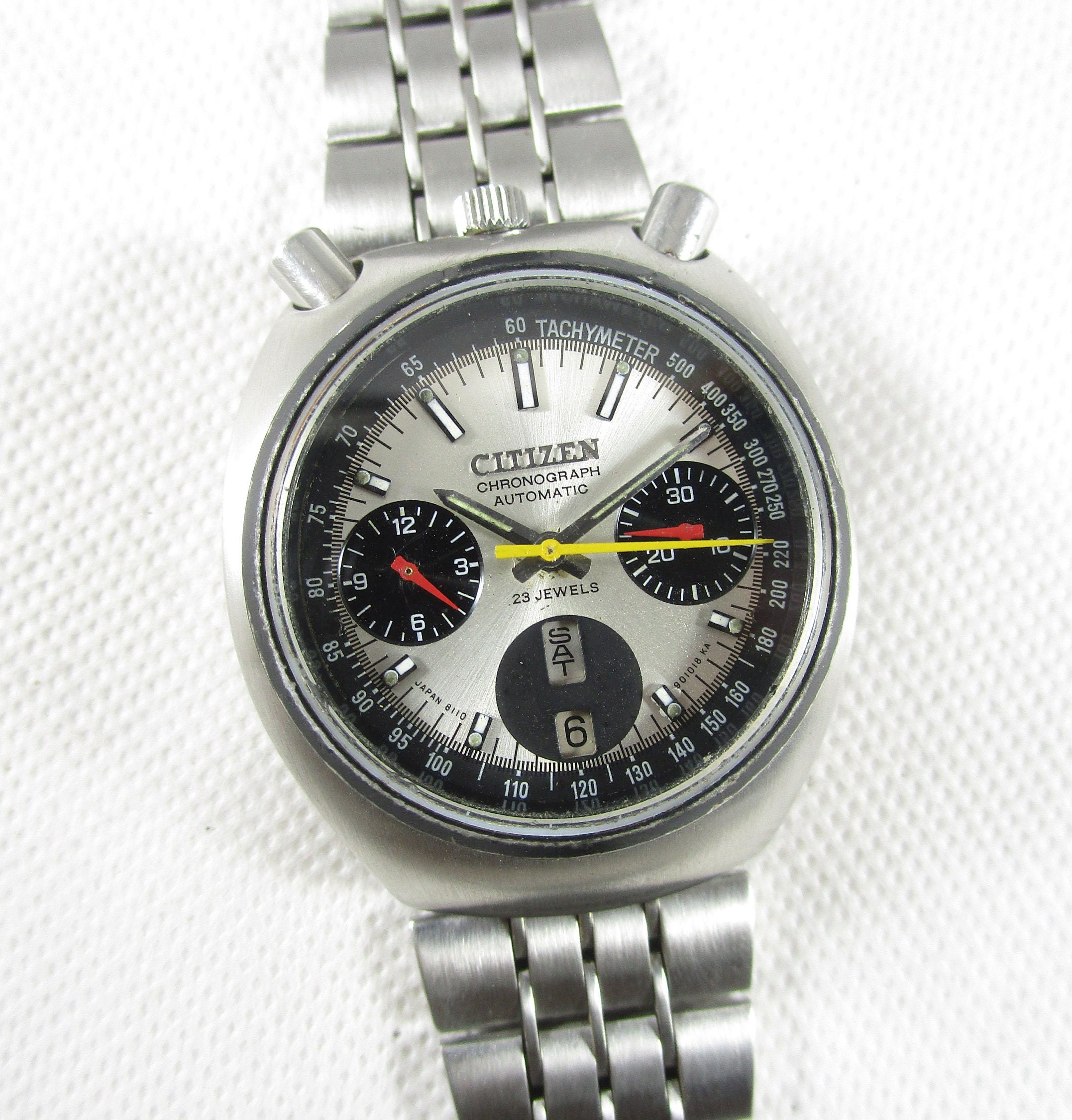 Vintage CITIZEN Bullhead Chronograph Automatic 23jewels Day Date