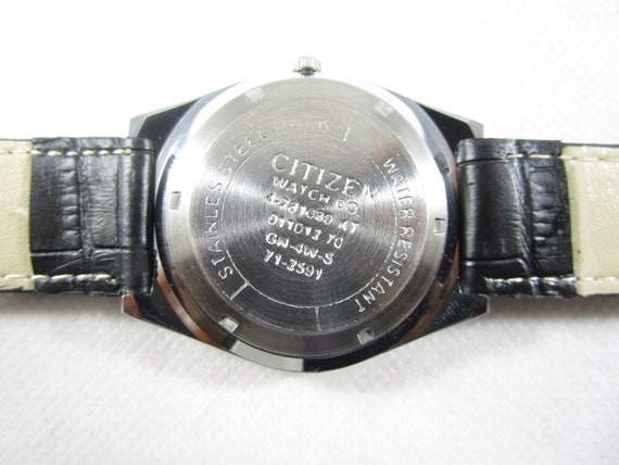 Vintage CITIZEN 8200 Automatic 21 Jewels Day-Date… - image 9