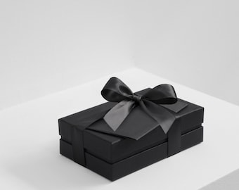 Black Gift Box with Personalized Handwritten-Style Card & Luxurious Ribbon, Available in 4 Colors
