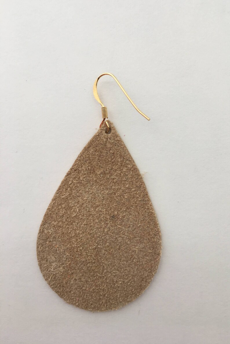 gold-teardrop-leather-earrings