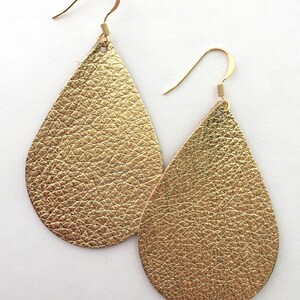 gold-teardrop-leather-earrings