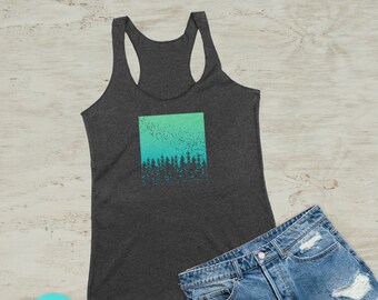 Camiseta de tirantes tri-blend con estampado gráfico de silueta de árbol de montaña y auroras boreales