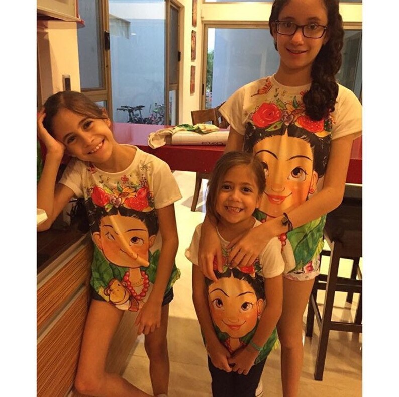 gifts for girls. T-shirt with design Frida Cartoon for girls cumpea\u00f1os infantil girl