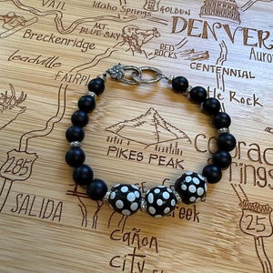 1354 - Black Winds Bracelet