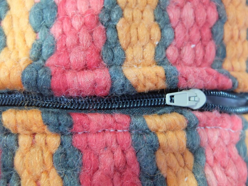 19.5/'/'13.5/'/' Vintage Moroccan Berber Pillow colourful-cushion berber Handmade-Natural Wool-Moroccan Cover Made from old rugs-Free shipping