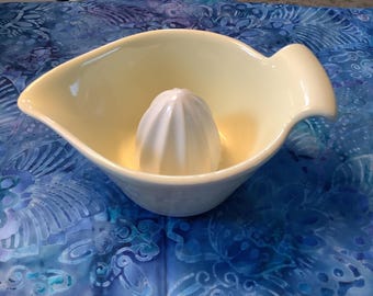 LEMON * LIME Squeezer * Ceramic Citrus Squeezer by MASTERCLASS Retro Collection