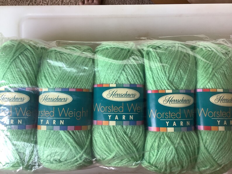 Herrschners Worsted Weight Yarn Lot of 5 Skeins Soft Green Etsy