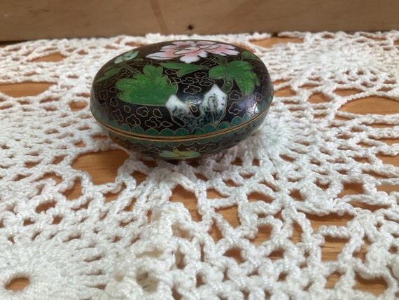 Antique Chinese Cloisonné Enamel Brass Box with F… - image 3