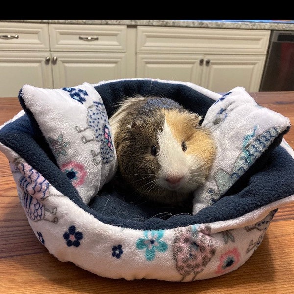 Cuddle Cup, Hedgehog Bed, Guinea Pig Bed, Guinea Pig Accessories, Gift for Guinea Pig, Guinea Pig Fleece, Rat Bed, Guinea Pig Hide