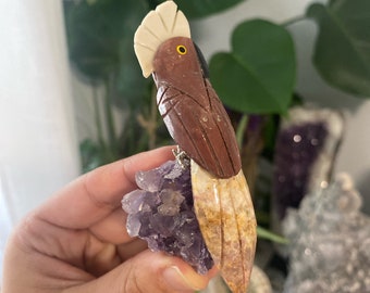 Amethyst Base Parrot Carving: Brazilian Stone Bird Figurine