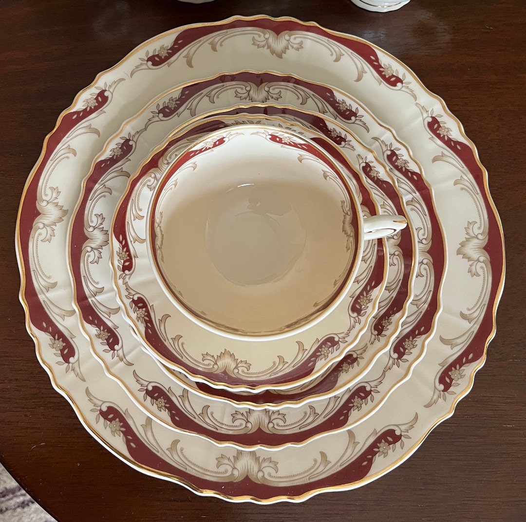 Radcliffe Syracuse Federal Shape,usa, Vintage China 4 Place Set for