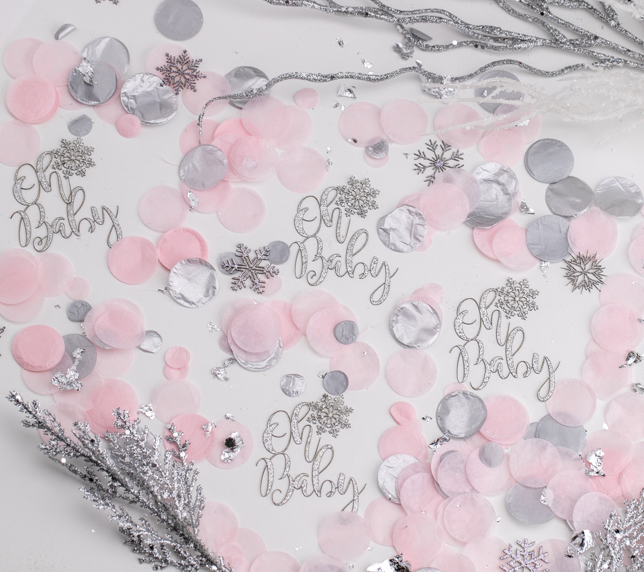 Schneeflocken-Konfetti Set – 1200 Stück, Rosa-weiß-silber, 1,5 & 2 Cm, Aus Polyester, Für Weihnachtsdeko, Tischdekoration Und Basteln