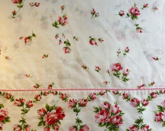 Vintage Sheet - Twin Flat 50 cotton/ 50 polyester White with Pink Flowers Floral Border, bouquet, blooming, decorative, free shipping