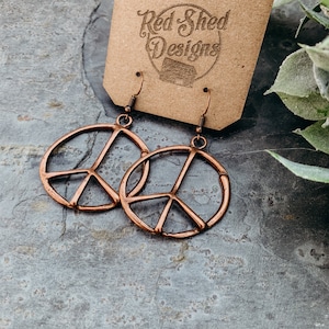 Antique Copper Bohemian Peace Sign Earrings – Handmade Boho Hippie Dangle Jewelry for Free-Spirited Style