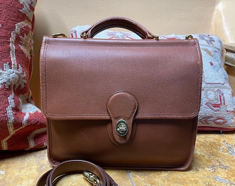 Vintage Coach Willis Bag, Navy Blue Leather, Excellent Brass