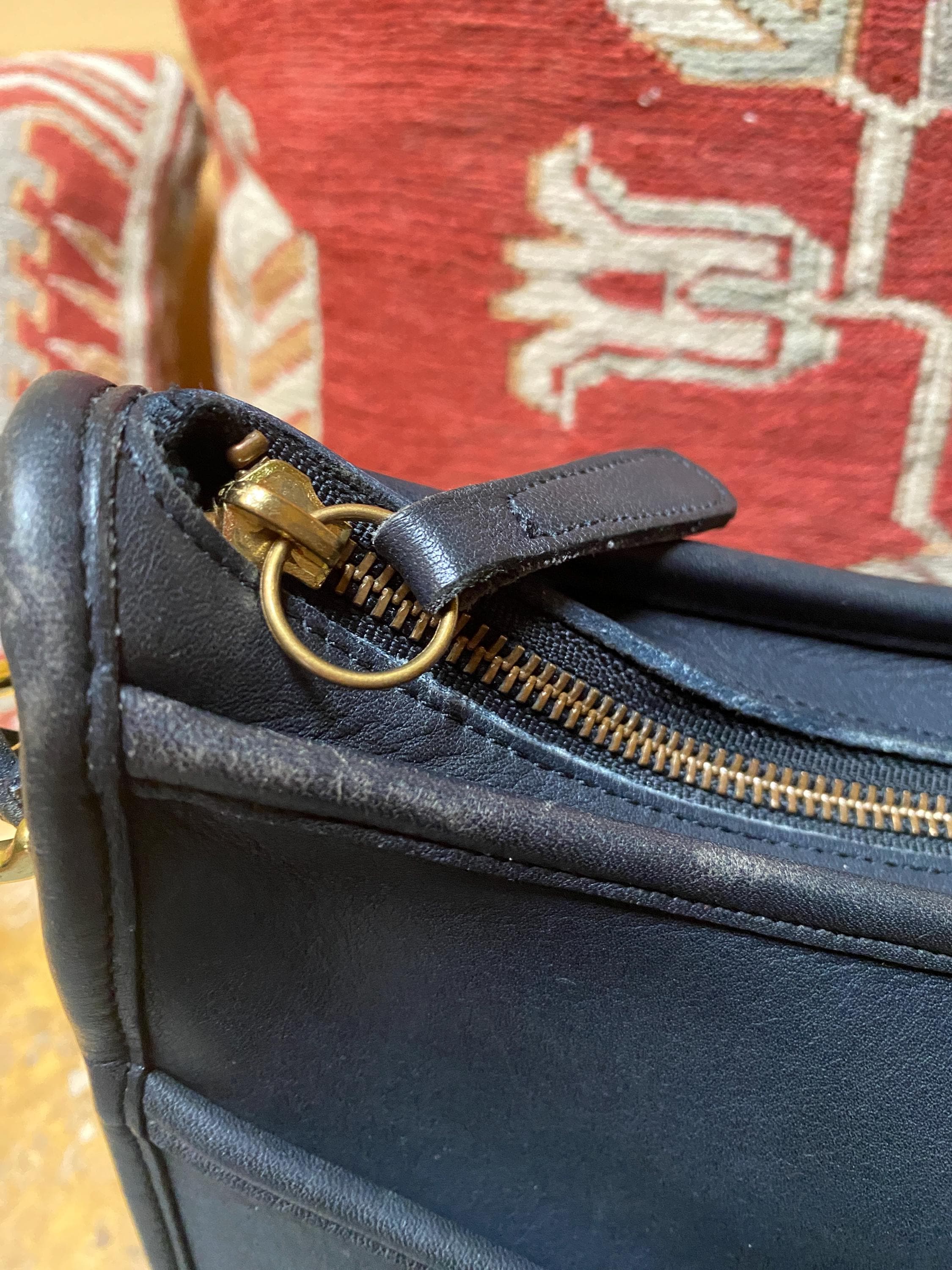 【25cm】COACH ブラックレザー ミュール 25cm Coach(コーチ) サンダル・ミュール(レディース) - 海外通販